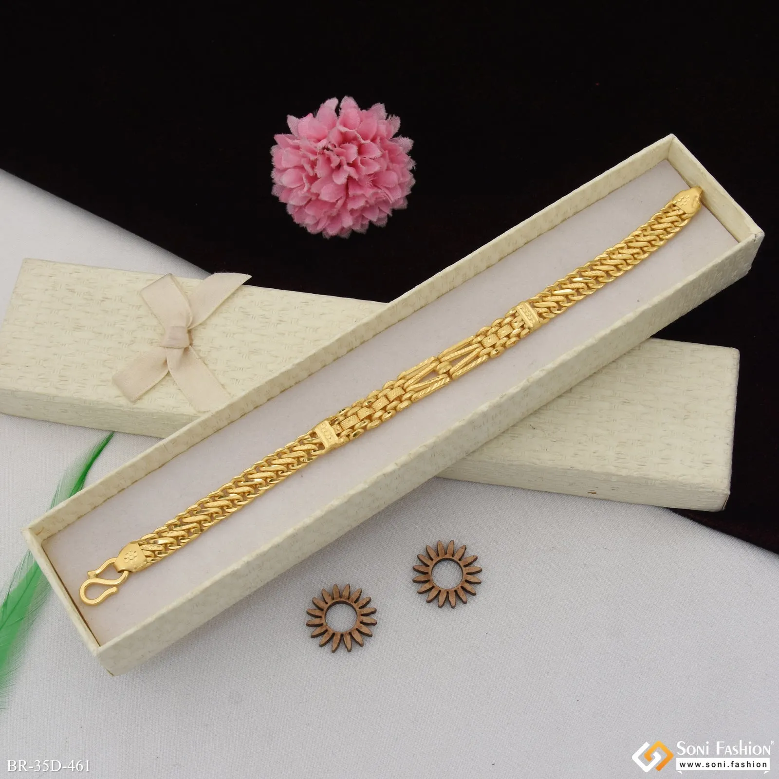 1 Gram Gold Plated Sophisticated Design Bracelet for Men - Style D461