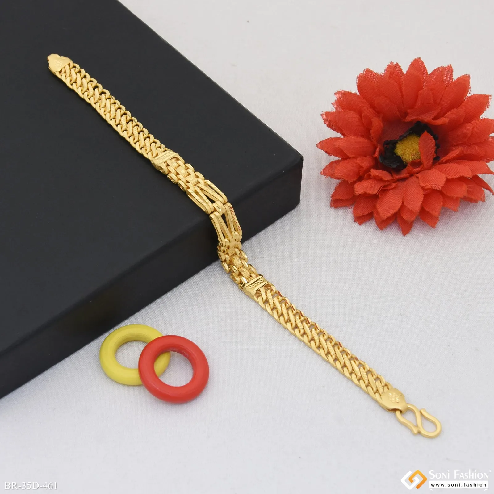 1 Gram Gold Plated Sophisticated Design Bracelet for Men - Style D461