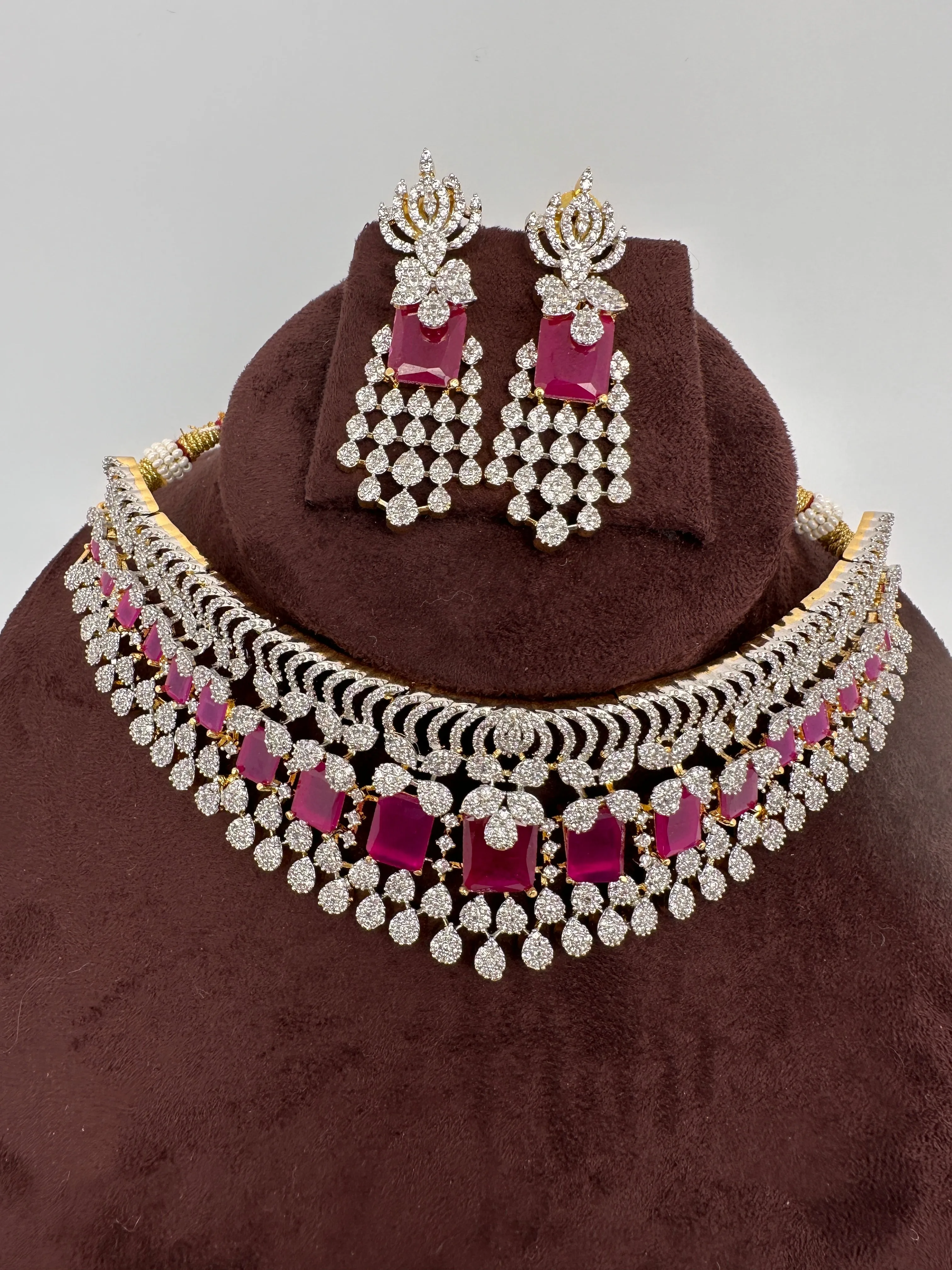 AD Color Stone Choker
