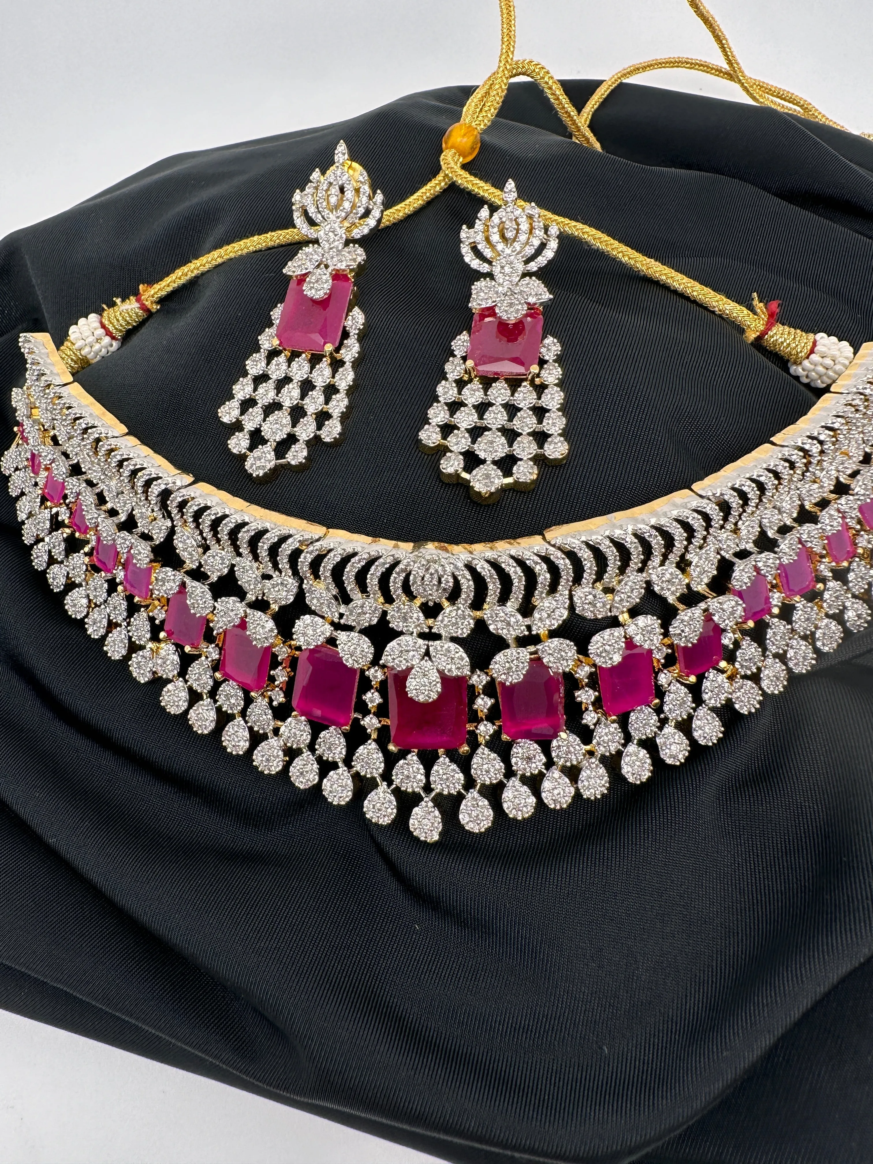 AD Color Stone Choker