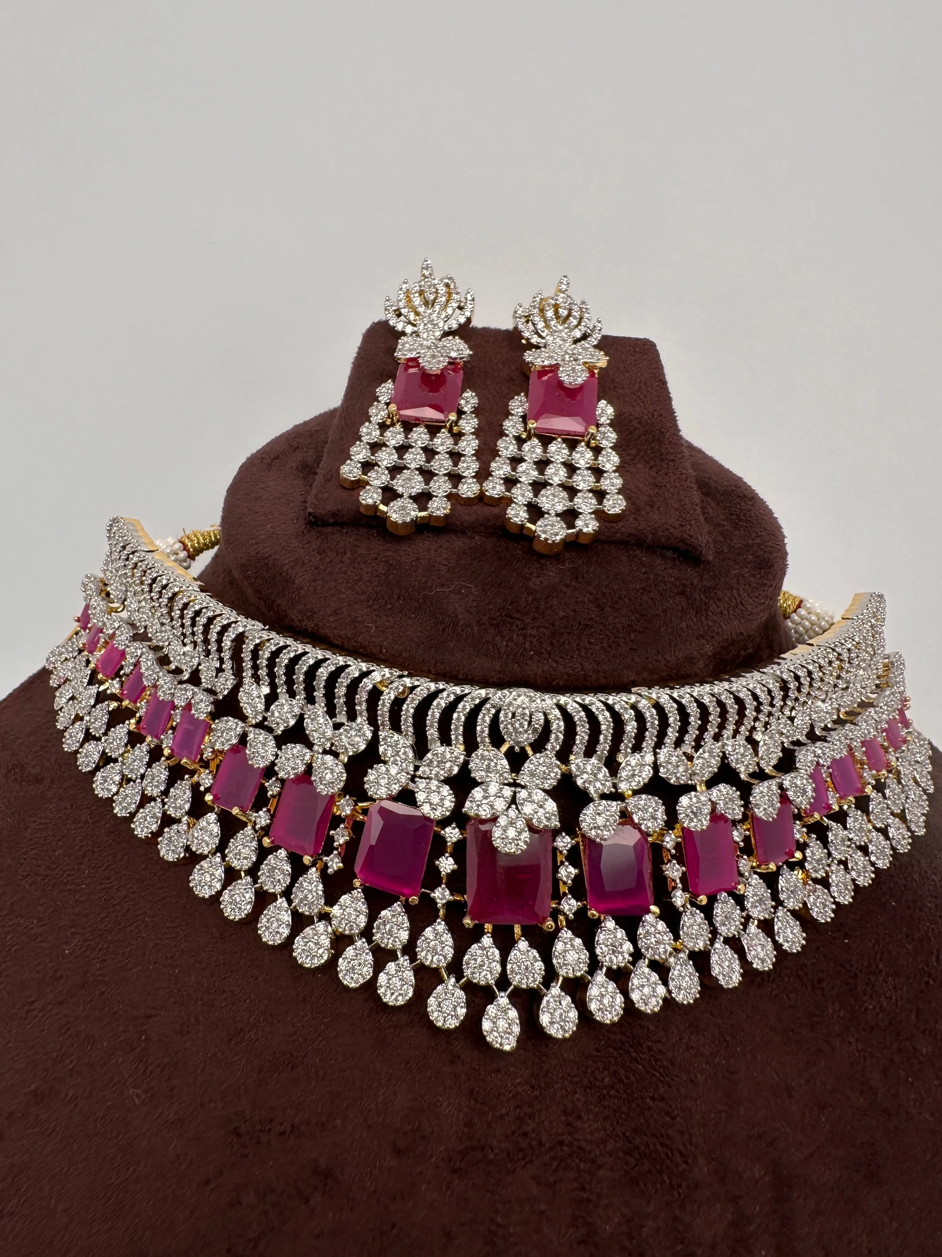 AD Color Stone Choker