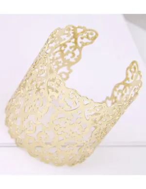 B184 Gold Filigree Design Bracelet