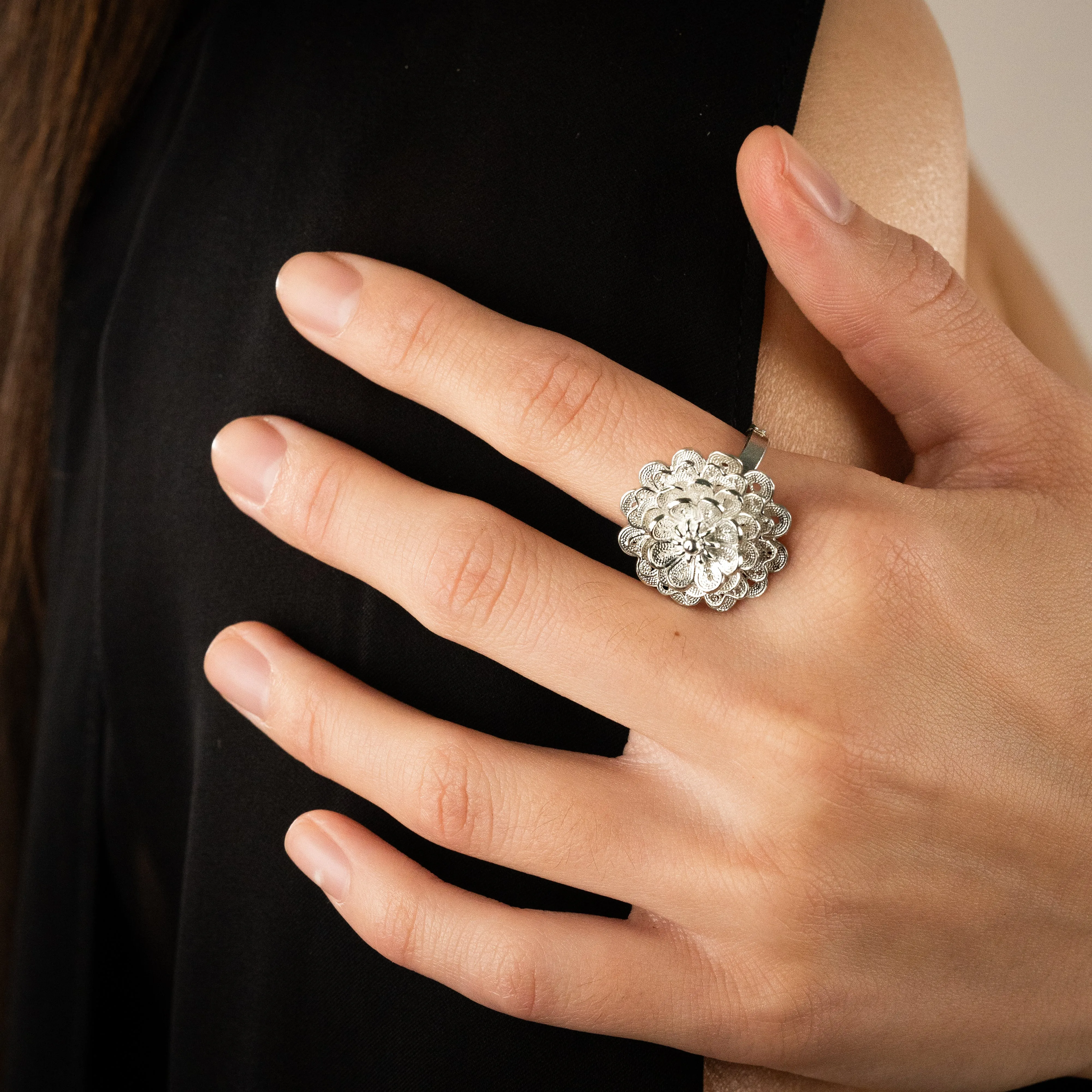 Begonia Whorl Filigree Ring