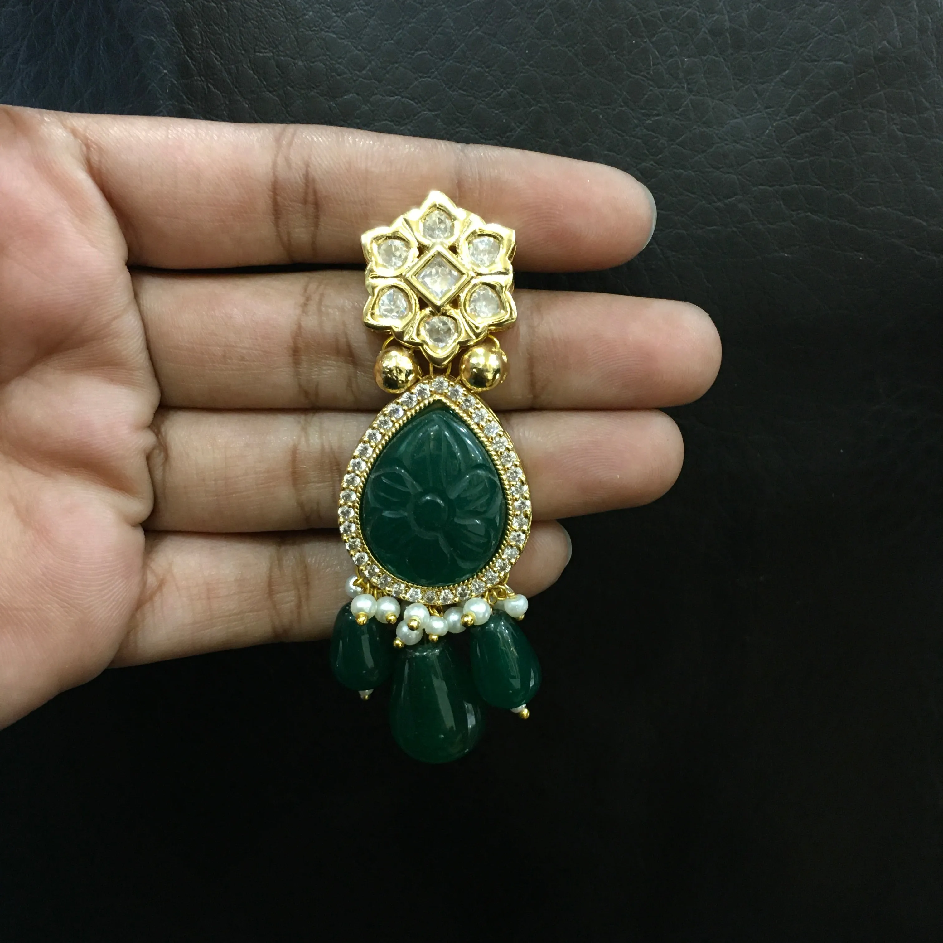 Green Kundan Necklace Set 20067-7251