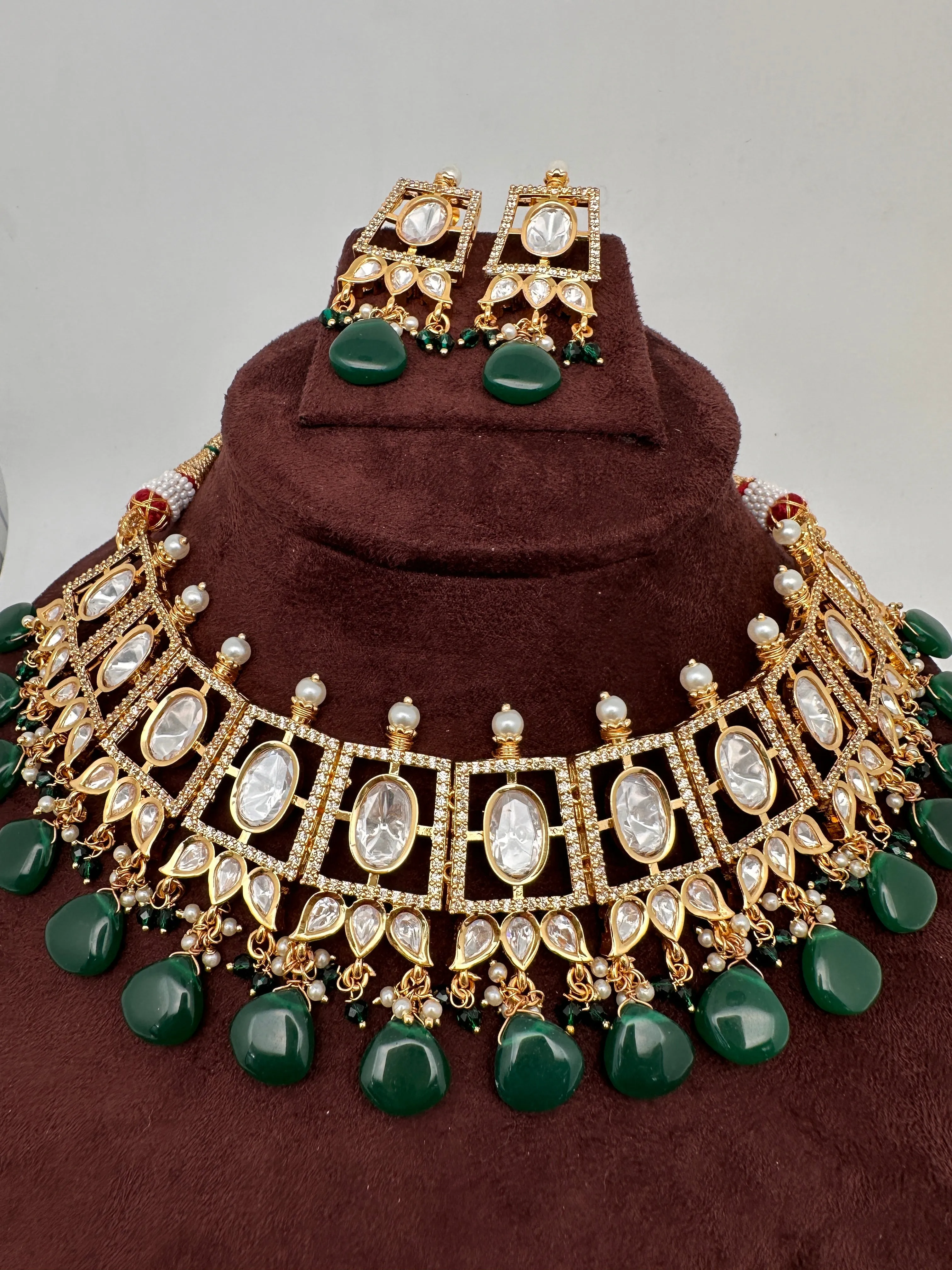 Moissanite Green Choker