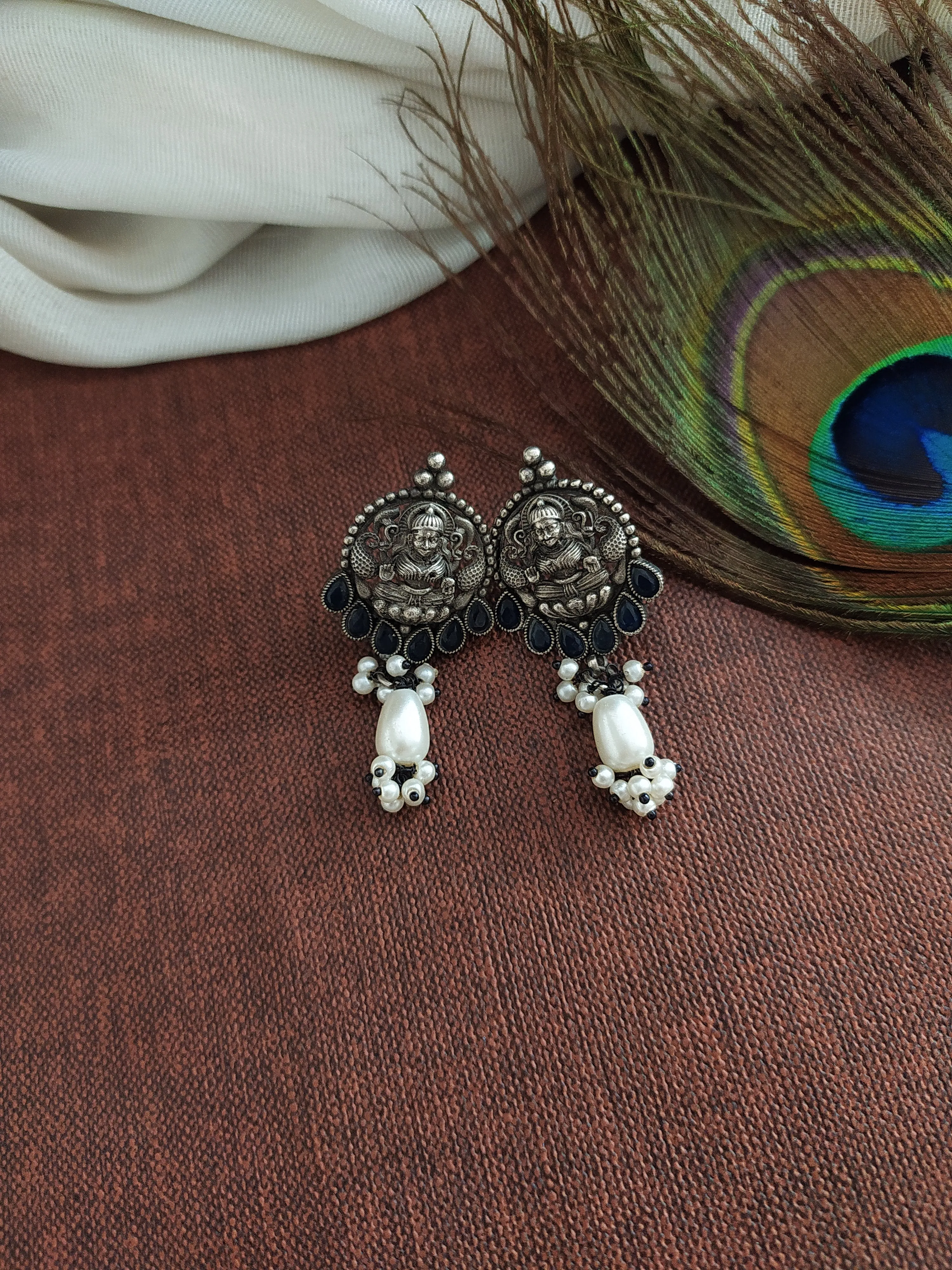 Oxidised Lakshmi Pearl Choker set