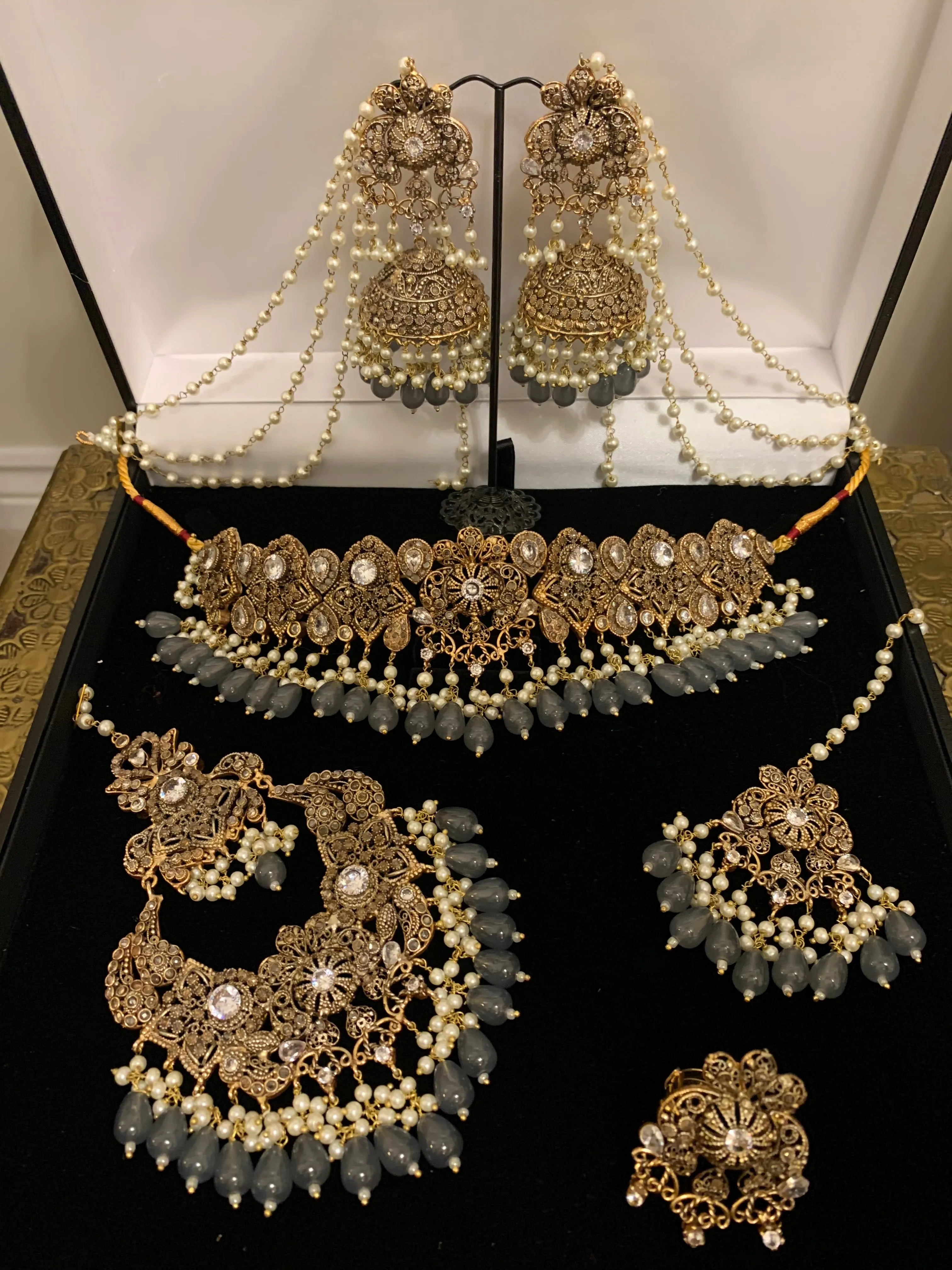 Rubaba choker set